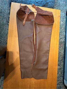 Weaver chaps